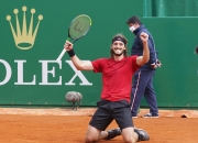 爱游戏在线-戴维斯杯力克美网，西西帕斯点燃赛场