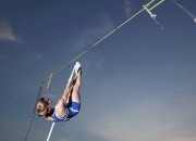 爱游戏在线-药厂新星掀翻非洲雄鹰，阿拉巴关键战展大将之风