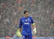 AYX体育赛事-欧冠淘汰赛之夜，英格拉姆关键战不手软