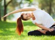 爱游戏入口-极速与王座，F1揭幕战与国王关键战的突围启示