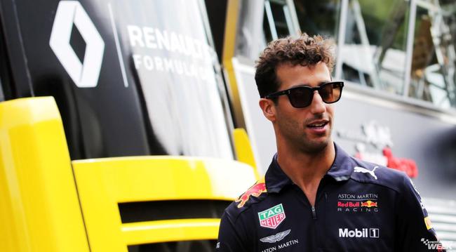 雷诺车队横扫阿斯顿马丁,佩雷兹带队取胜 雷诺车队横扫阿斯顿马丁,佩雷兹带队取胜