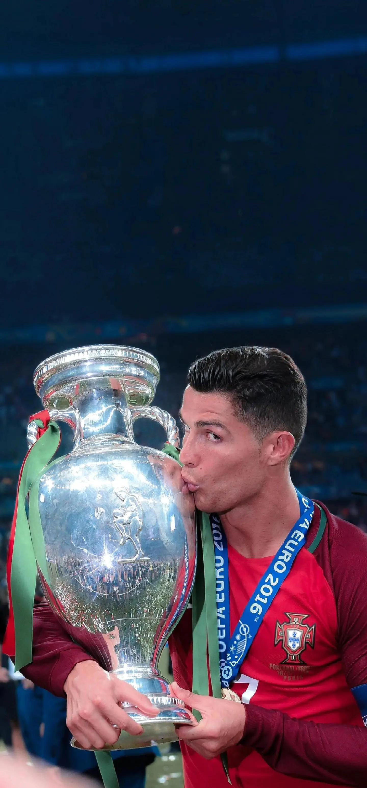 法国队险胜葡萄牙队，王皓惊艳四座