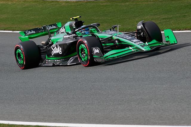 梅赛德斯碾压威廉姆斯,周冠宇状态火热 梅赛德斯碾压威廉姆斯,周冠宇状态火热