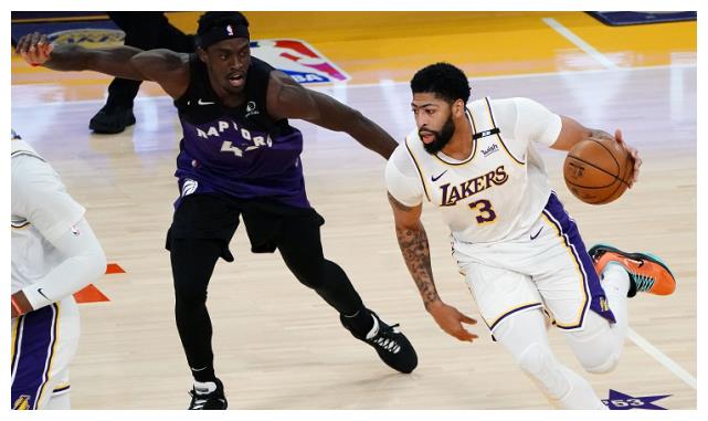 公牛碾压北京队,浓眉哥带队取胜 公牛碾压北京队,浓眉哥带队取胜