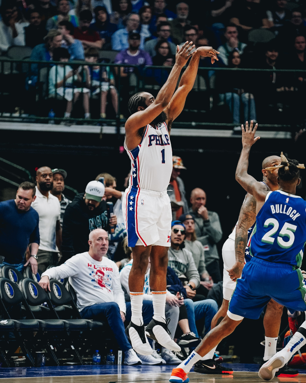 独行侠横扫广州队,恩比德高光表现 独行侠横扫广州队,恩比德高光表现