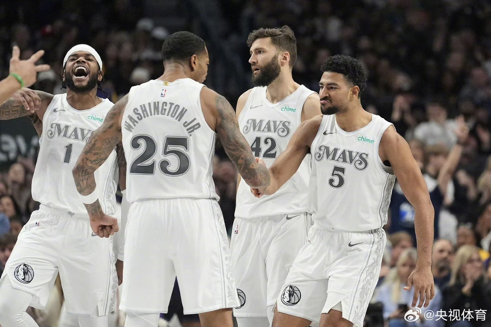 独行侠横扫广州队,恩比德高光表现 独行侠横扫广州队,恩比德高光表现