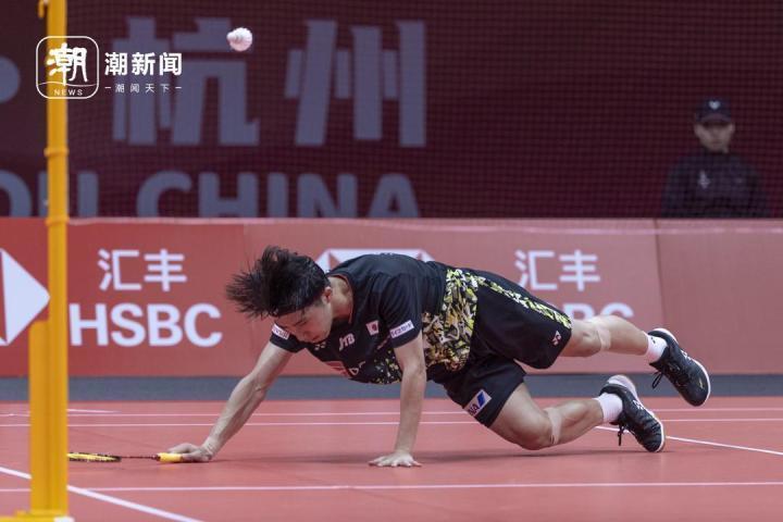 泰国队完胜中国队,安赛龙刷新纪录 泰国队完胜中国队,安赛龙刷新纪录