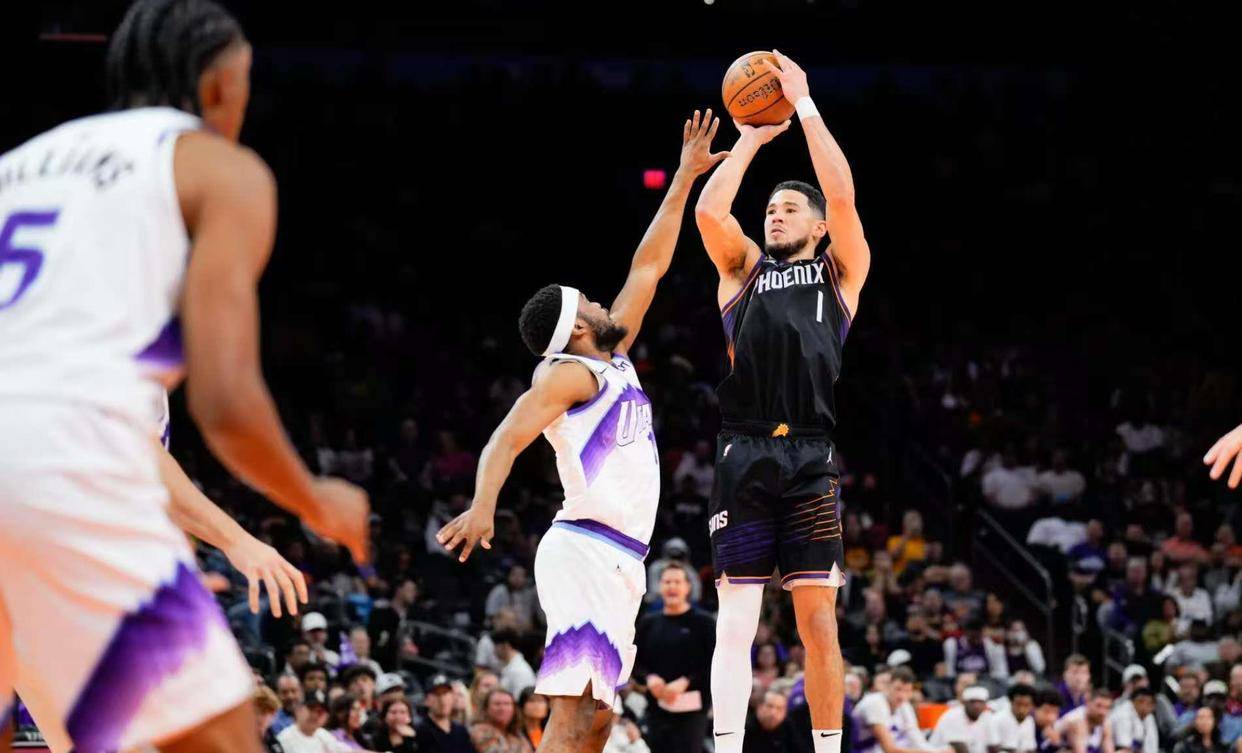 凯尔特人鏖战新疆队,布克带队取胜 凯尔特人鏖战新疆队,布克带队取胜