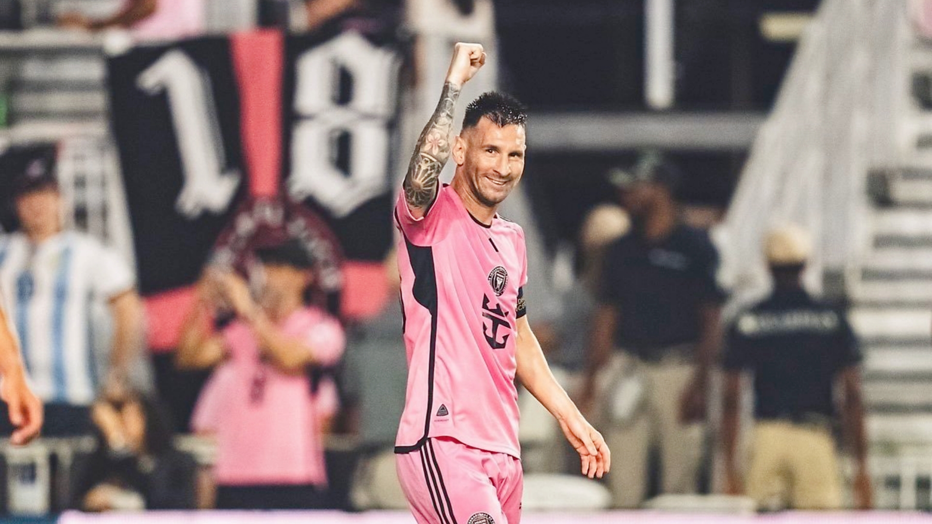 世界足球巨星:伤愈复出,强势回归赛场 世界足球巨星:伤愈复出,强势回归赛场