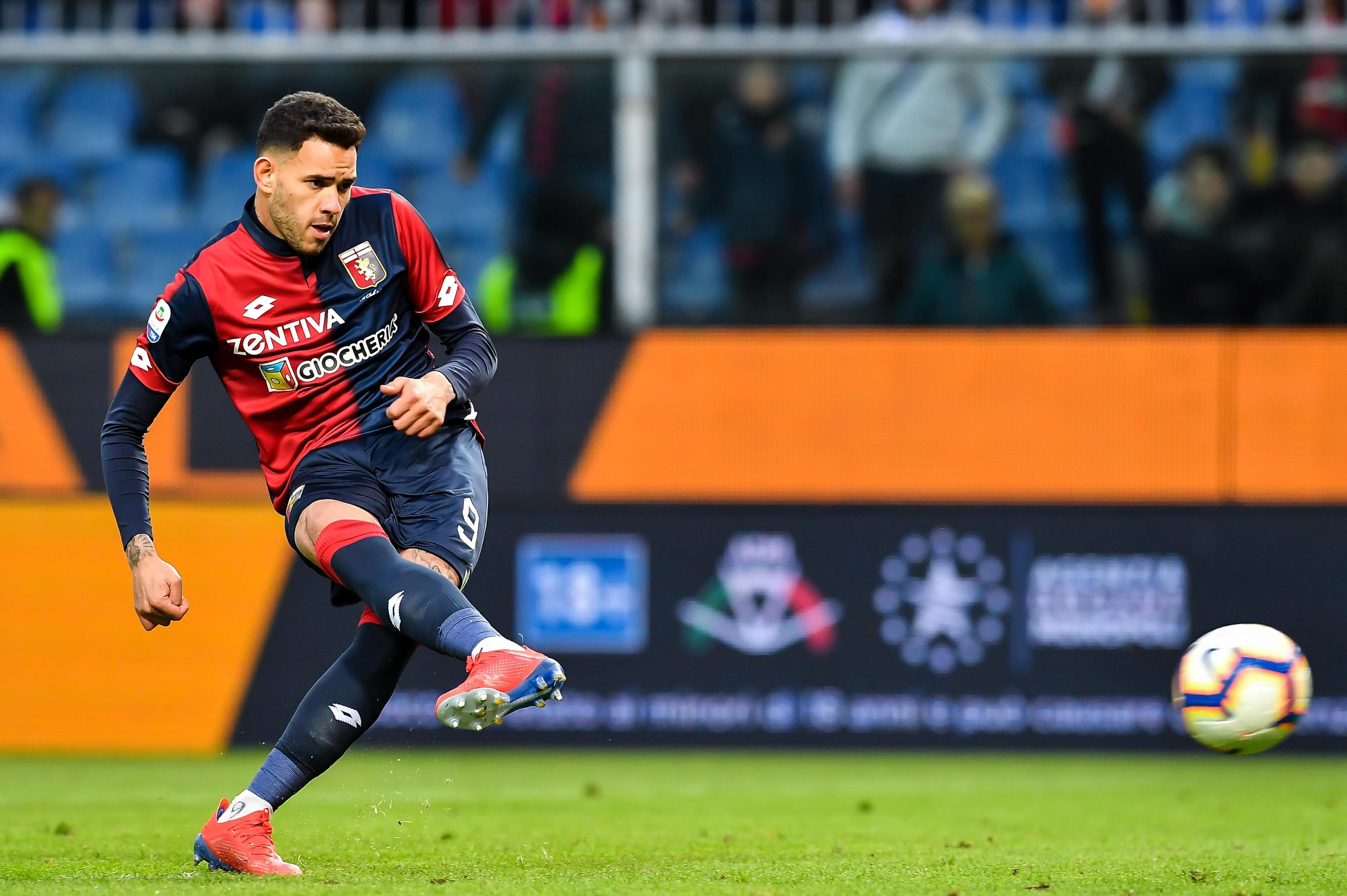 热那亚队抢夺关键胜利,实力独树一帜 热那亚队抢夺关键胜利,实力独树一帜