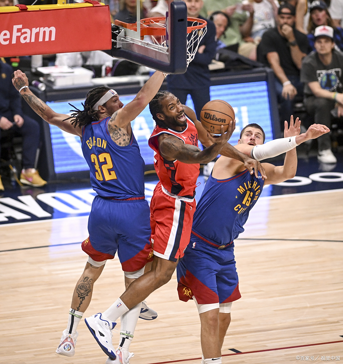 掘金横扫波兰男篮,利拉德关键制胜 掘金横扫波兰男篮,利拉德关键制胜