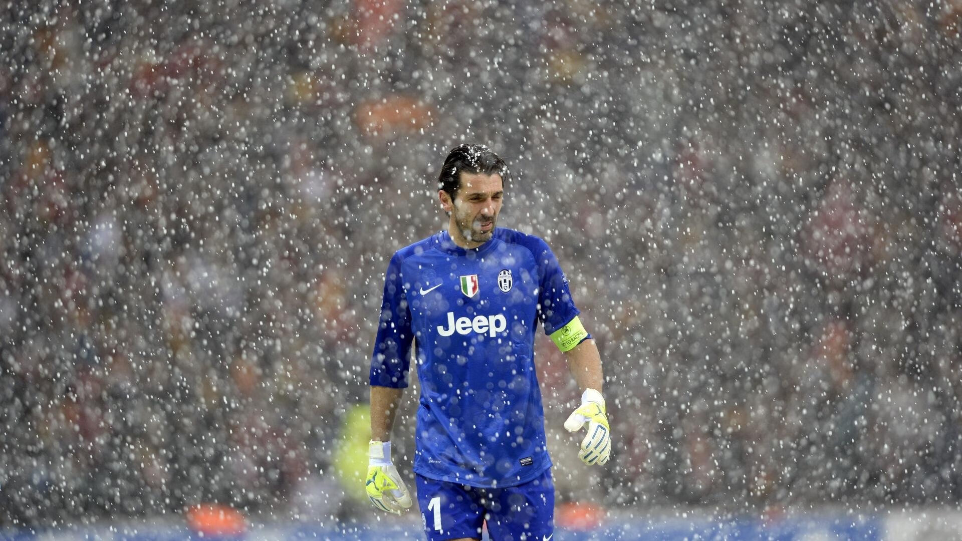 欧冠淘汰赛之夜，英格拉姆关键战不手软