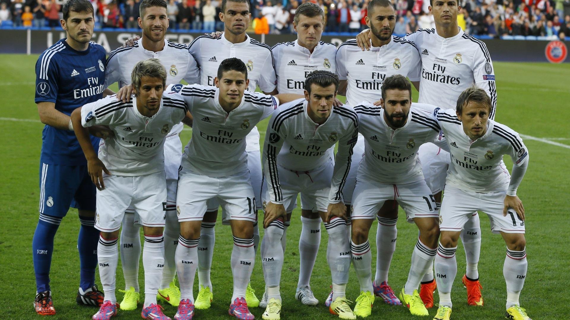 詹姆斯末节狂飙难救主，深圳队战术教科书式压制骑士